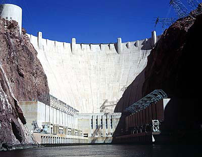 This image has an empty alt attribute; its file name is hoover-dam.jpg